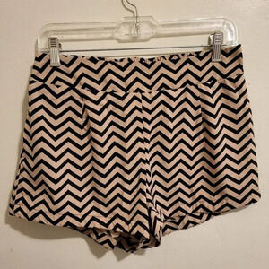 High Waist Elastic Shorts by Dizzire